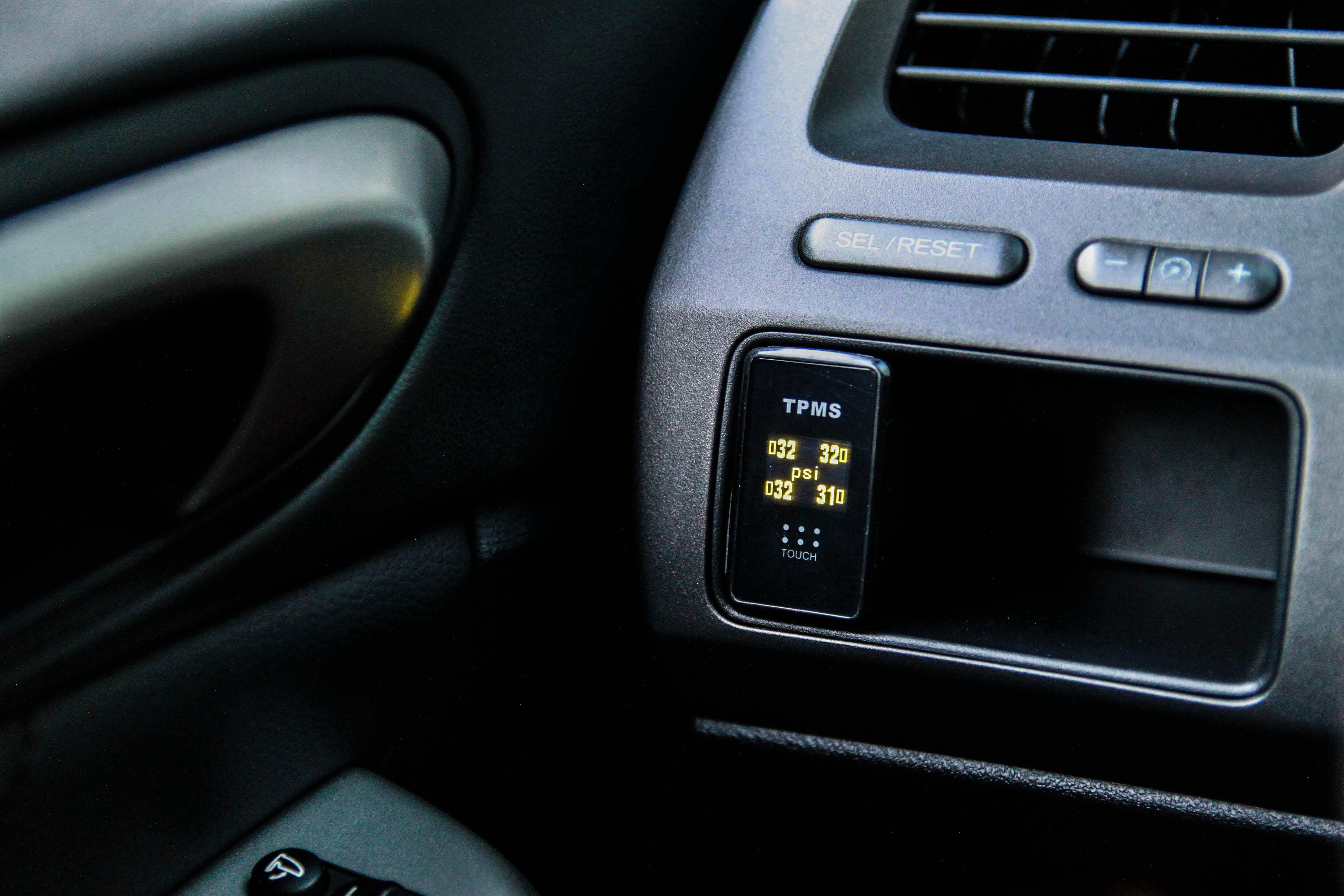 Honda Civic 1 8 Vti S 8代 11 中古車 二手車 32 8萬 歐力克汽車abc好車網 Honda Civic 1 8 Vti S 8代 11 中古車 二手車 32 8萬 歐力克汽車abc好車網