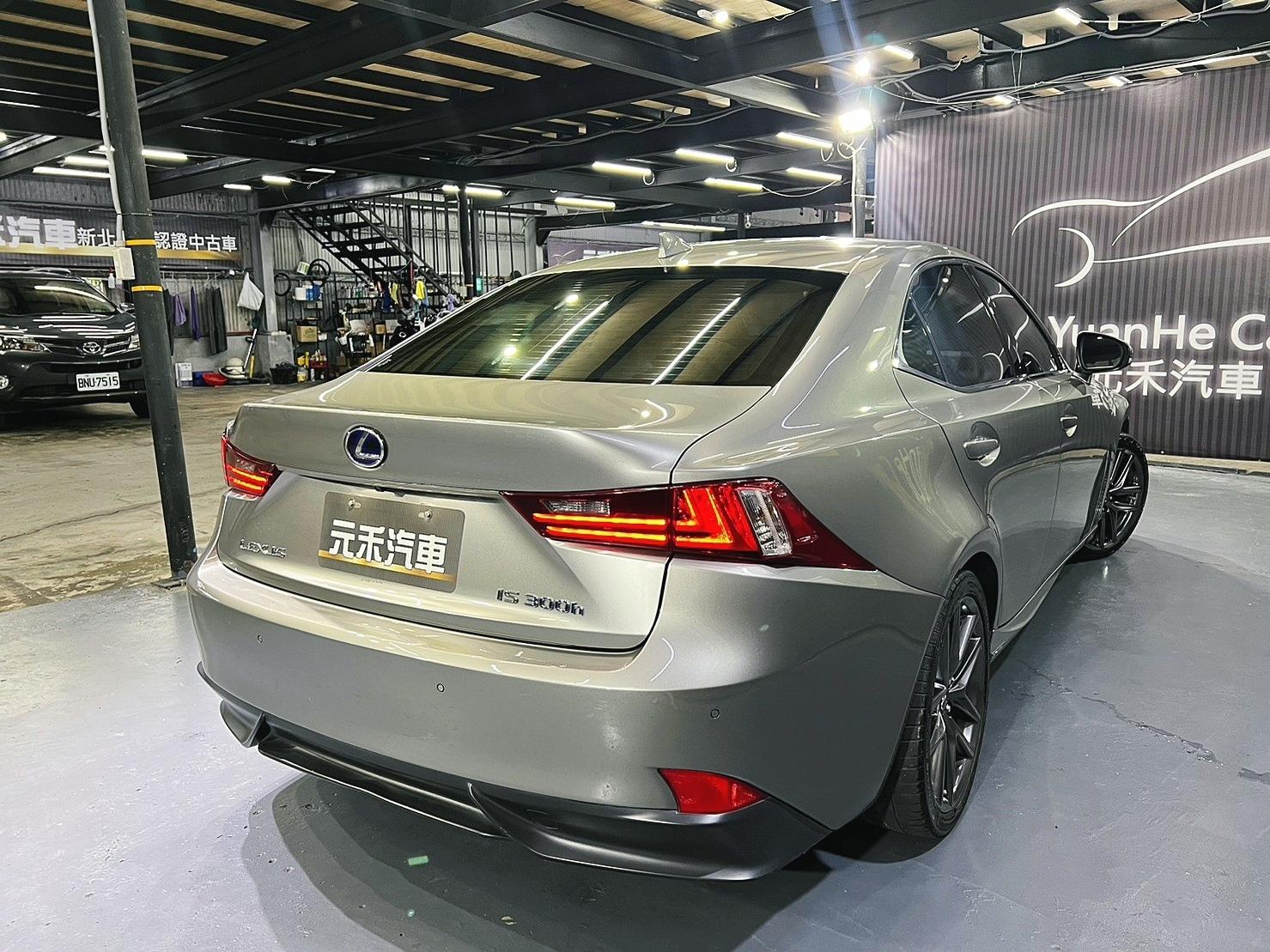 Lexus Is300h F Sport Navi版 3代 13 中古車 二手車 8萬 元禾國際 威廉認證車庫abc好車網