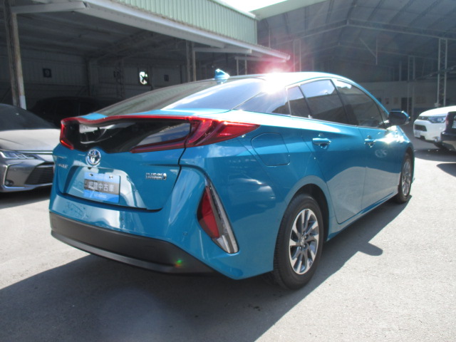 Toyota Prius Phv 1 8 中古車 二手車 106 8萬 Toyota和航春日所abc好車網