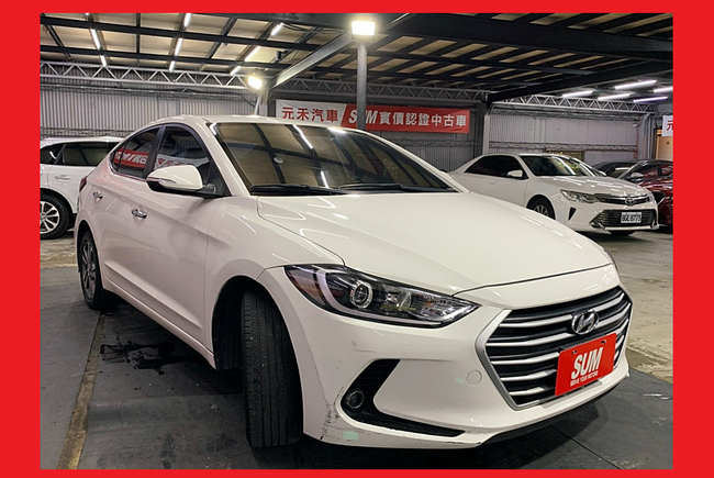 Hyundai Elantra 2 0 旗艦型17 中古車 二手車 42 8萬 新北模範旗艦店 元禾汽車abc好車網