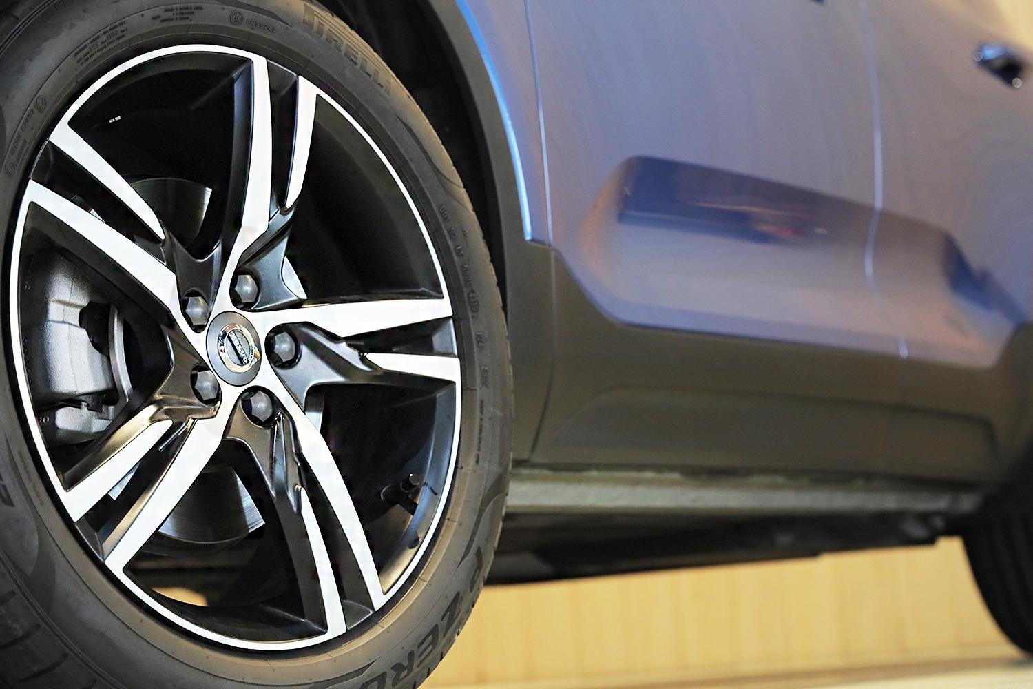 Volvo Xc40 T4 R Design 19 中古車 二手車 146 8萬 Abc好車網