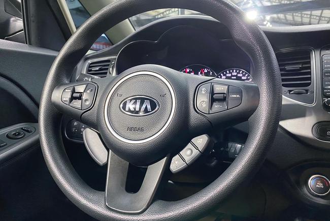 Kia Carens 2 0 旗艦版 七人座客車 18 中古車 二手車 51 8萬 Sum元禾汽車abc好車網