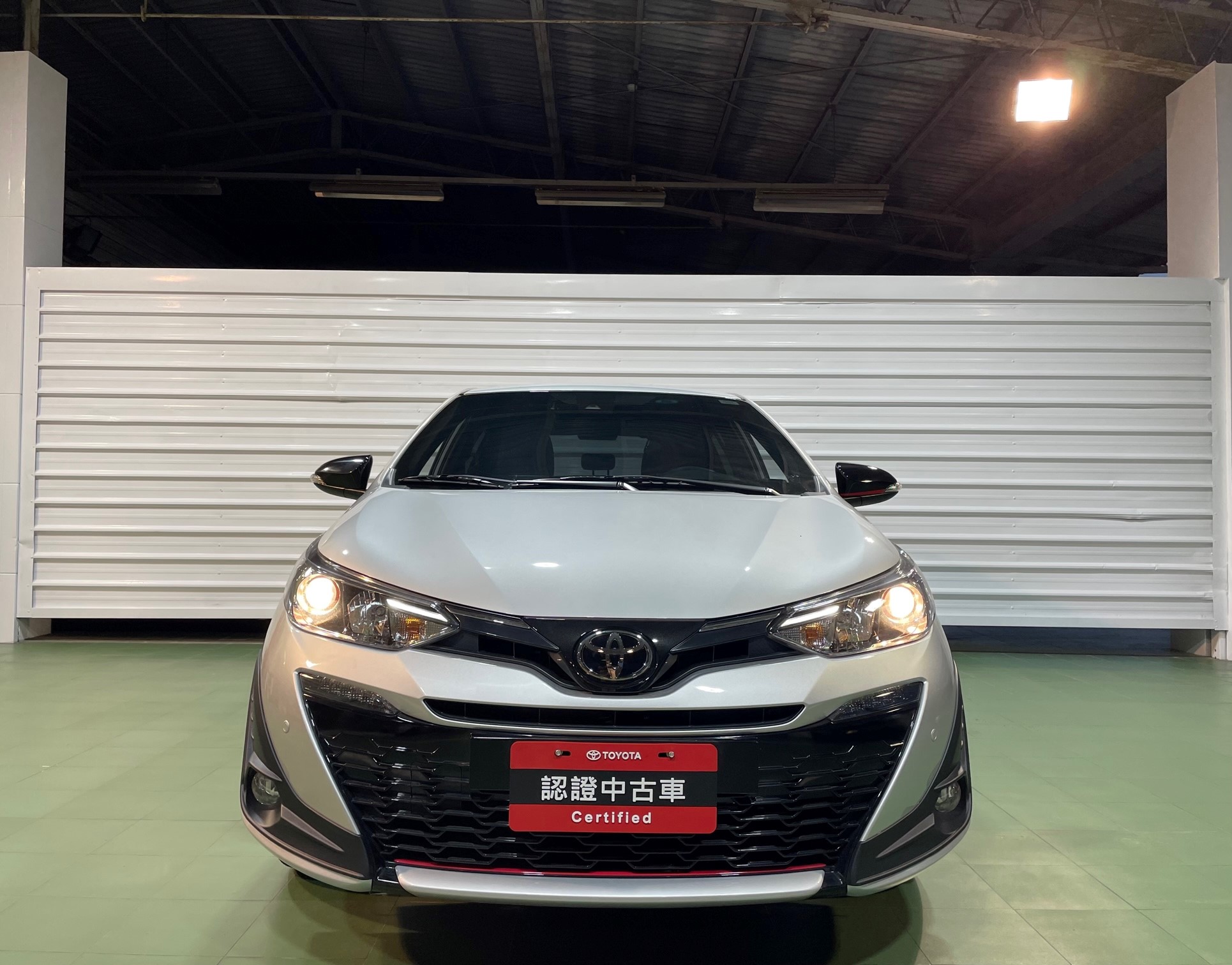 Toyota Yaris E 2代 22 中古車 二手車 63 8萬 Toyota國都松江所abc好車網