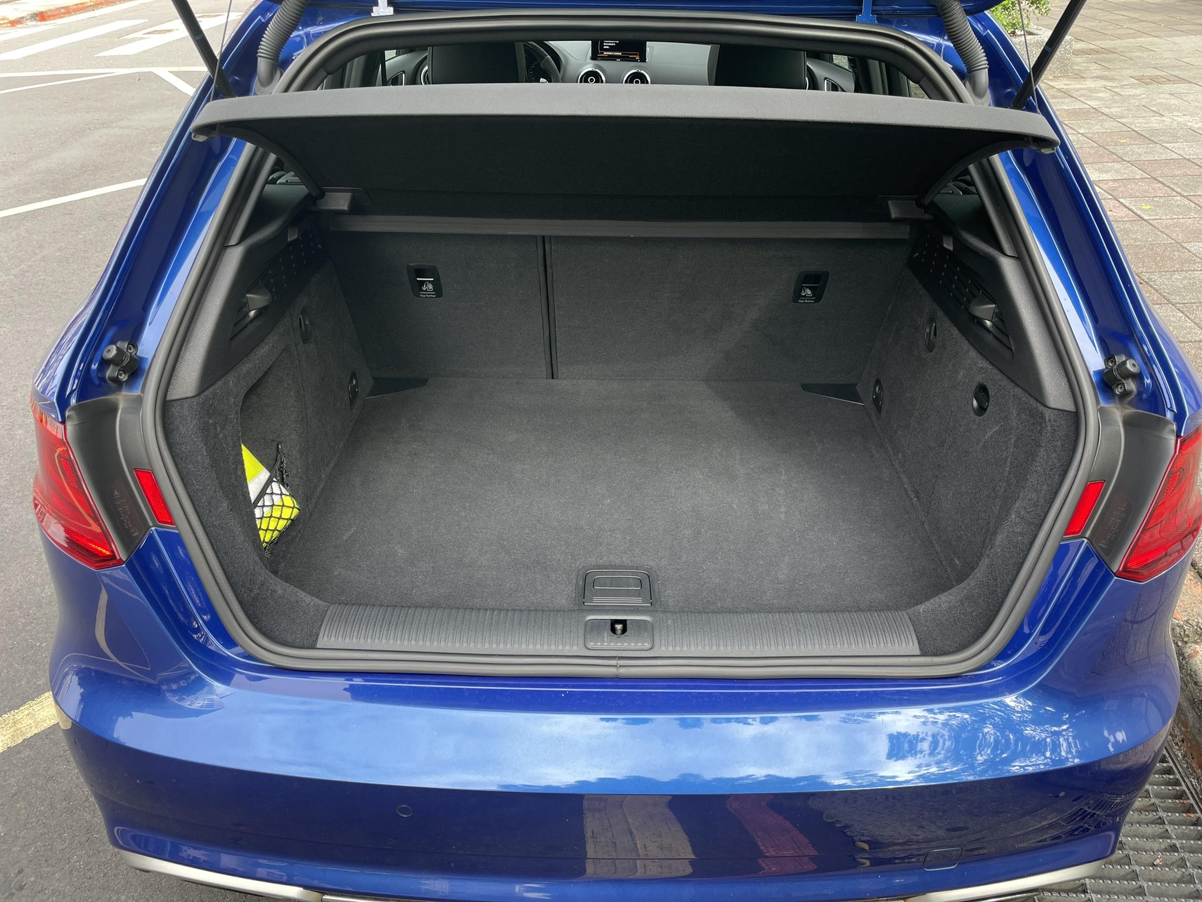 Audi Rs3 Sportback Mk3 15 中古車 二手車 179萬 美成國際車業abc好車網