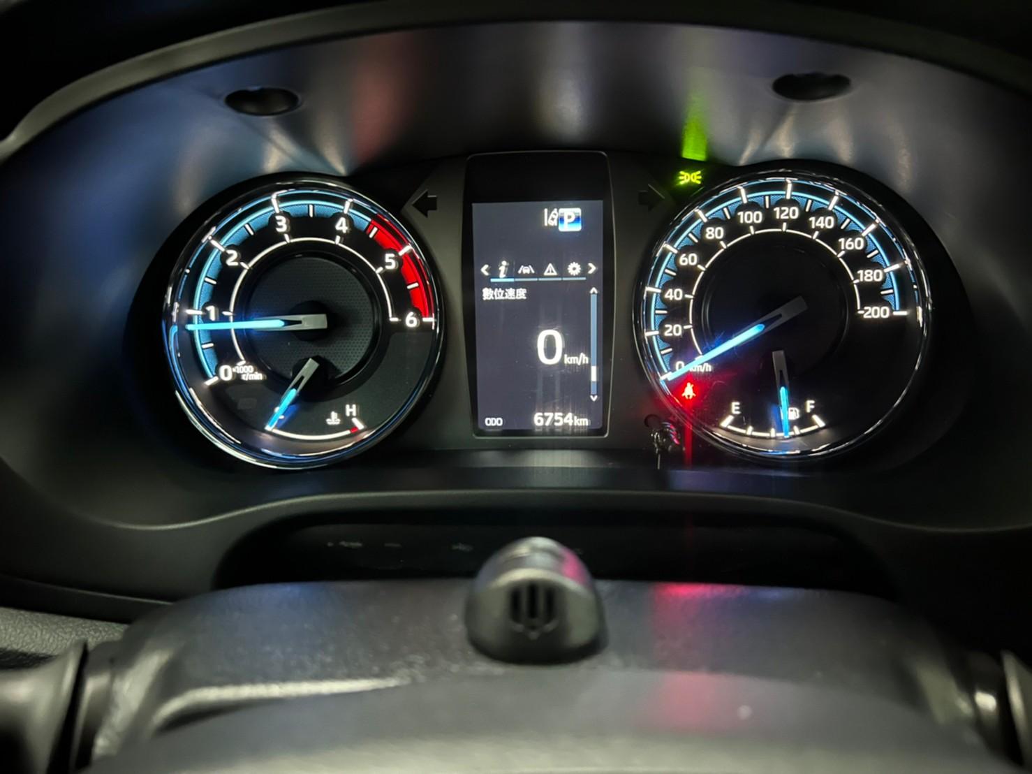 Toyota Hilux 21 中古車 二手車 142 8萬 雷神國際汽車abc好車網 Toyota Hilux 21 中古車 二手車 142 8萬 雷神國際汽車abc好車網