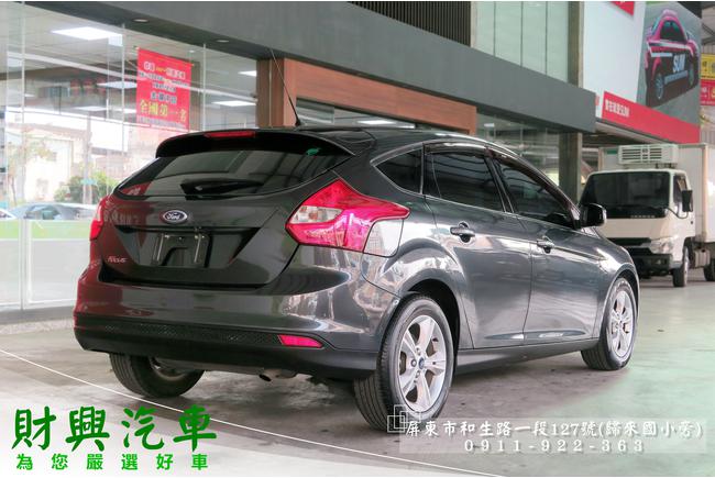 Ford Focus 1 6 時尚型5d Mk3 2014 中古車 二手車 32 8萬 財興汽車abc好車網