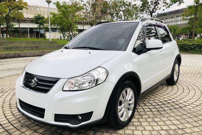 Suzuki Sx4 5d 1 6 14 中古車 二手車 38 8萬 清隆汽車abc好車網