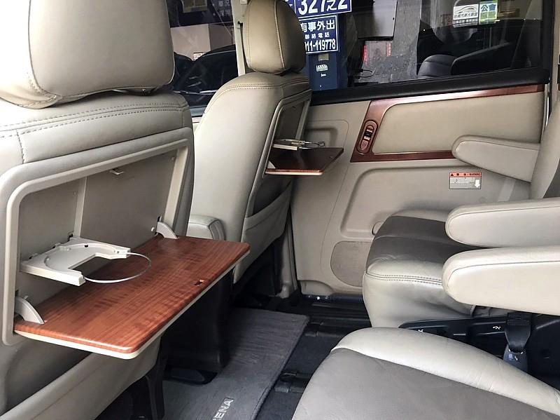 Nissan Serena Q Rv 2 5 旗艦型7人座06 中古車 二手車 21 8萬 全國汽車abc好車網