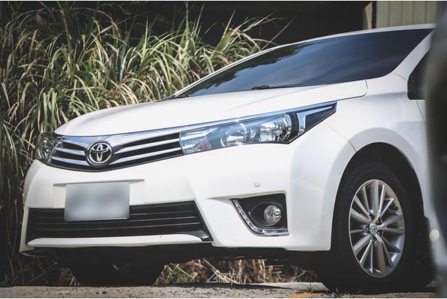 Toyota Corolla Altis 1 8 E 經典版 10代cvt 13 中古車 二手車 33 3萬 Abc好車網