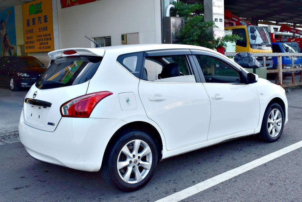 Nissan Big Tiida 1 6 豪華影音版15 中古車 二手車 35 8萬 皇家汽車商行abc好車網