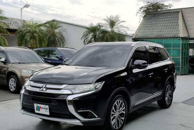 Mitsubishi Outlander 4wd 旗艦型 3代 17 中古車 二手車 62 6萬 勝禾田汽車有限公司abc好車網 Mitsubishi Outlander 4wd 旗艦型 3代 17 中古車 二手車 62 6萬 勝禾田汽車有限公司abc好車網