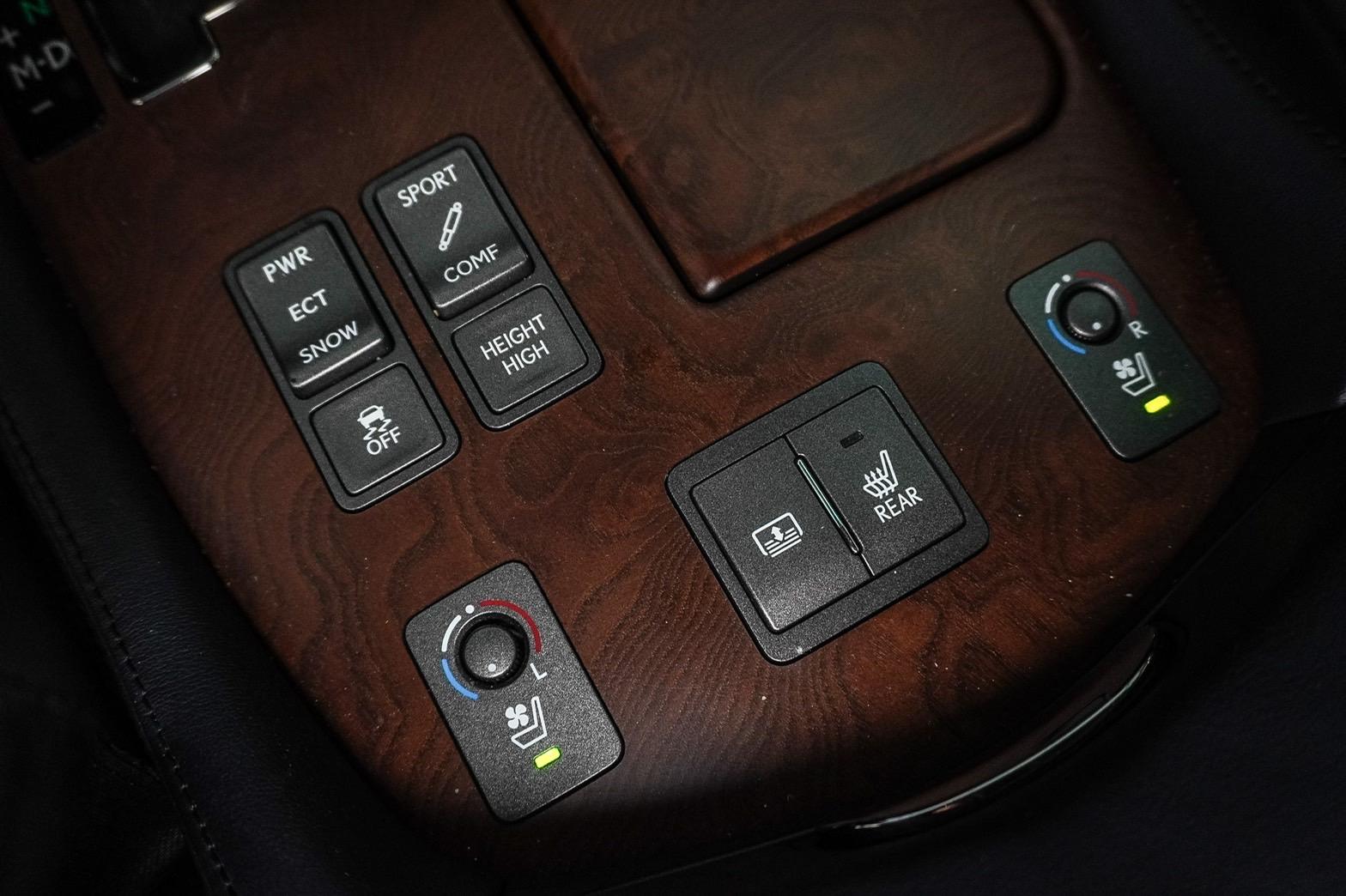 Lexus Ls460 豪華型 4代 10 中古車 二手車 19 8萬 東威汽車abc好車網 Lexus Ls460 豪華型 4代 10 中古車 二手車 19 8萬 東威汽車abc好車網