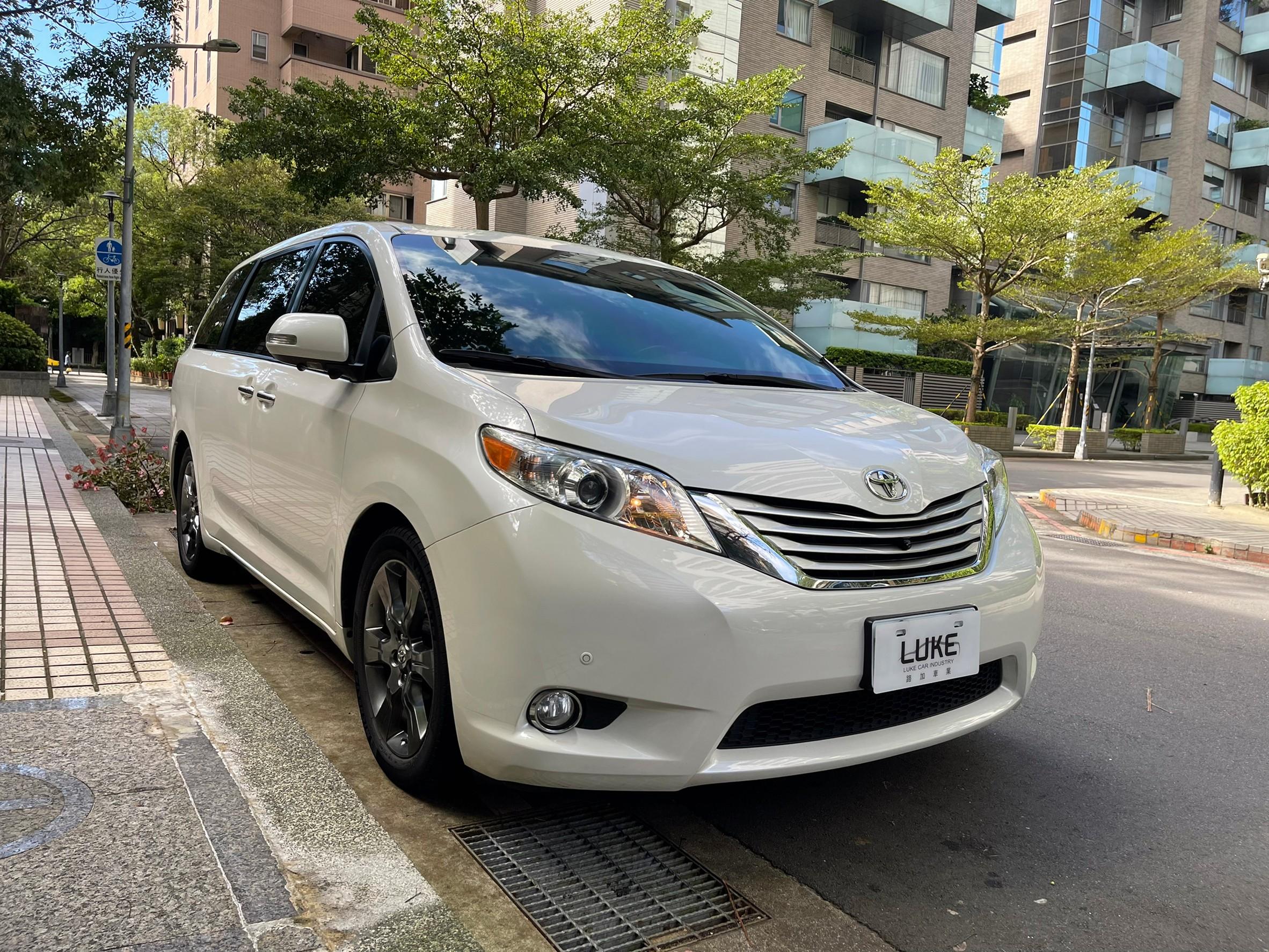 TOYOTA Sienna 3.5 Limited (3代)