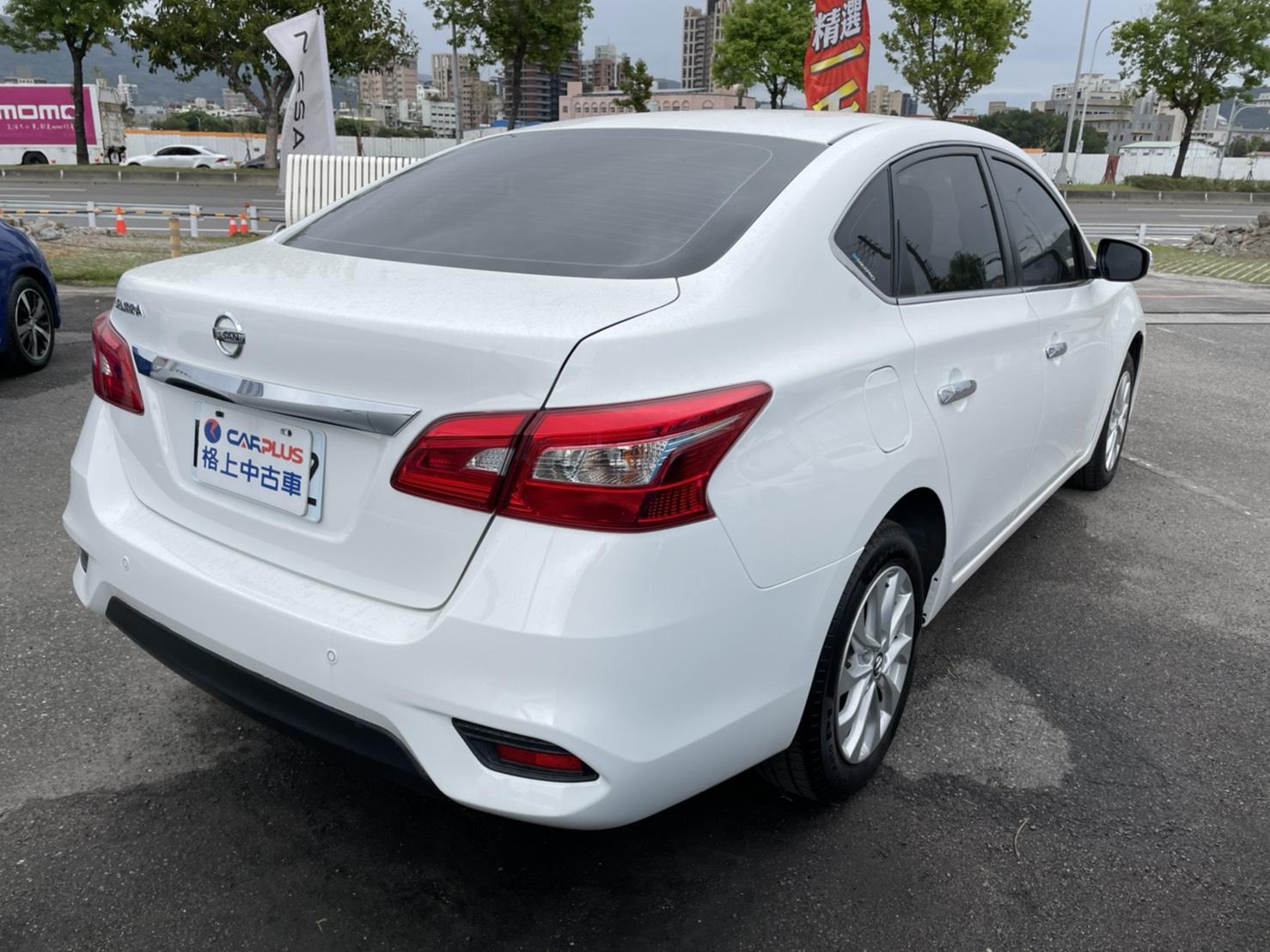 Nissan Super Sentra 1 8 旗艦版17 小改款18 中古車 二手車 53 5萬 格上一手中古車士林營業所詹先生abc好車網 Nissan Super Sentra 1 8 旗艦版17 小改款18 中古車 二手車 53 5萬 格上一手中古車士林營業所詹先生abc好車網