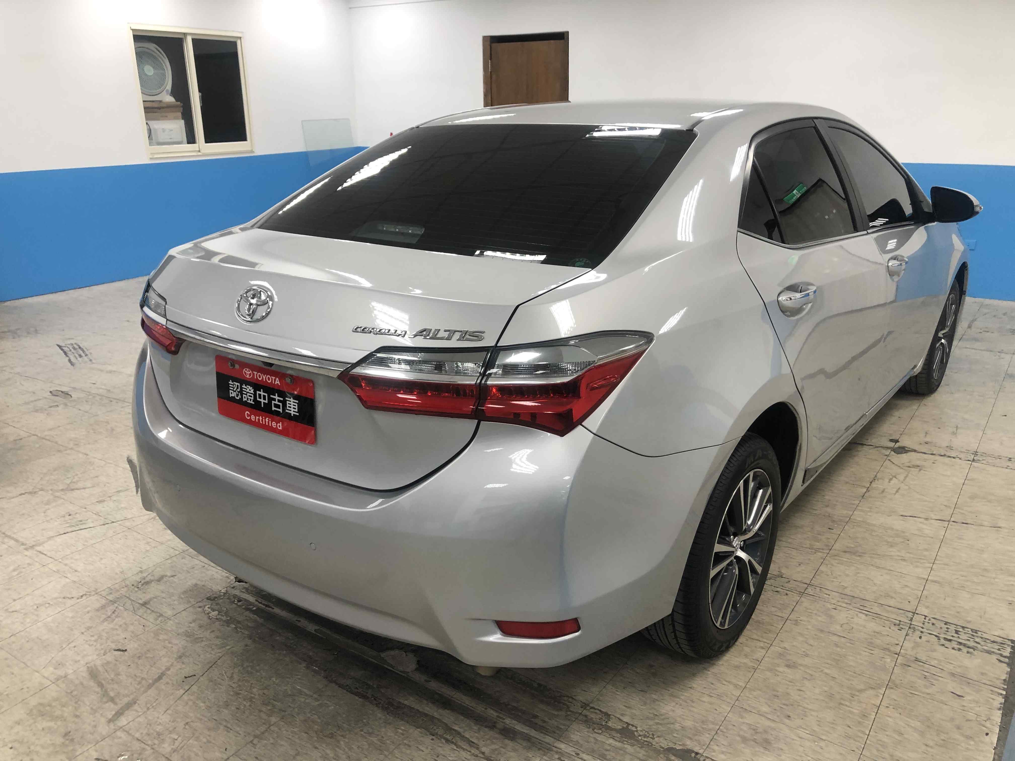 Toyota Corolla Altis 1 8 雅緻版 11代 17 中古車 二手車 55 8萬 Toyota和航頭份所abc好車網