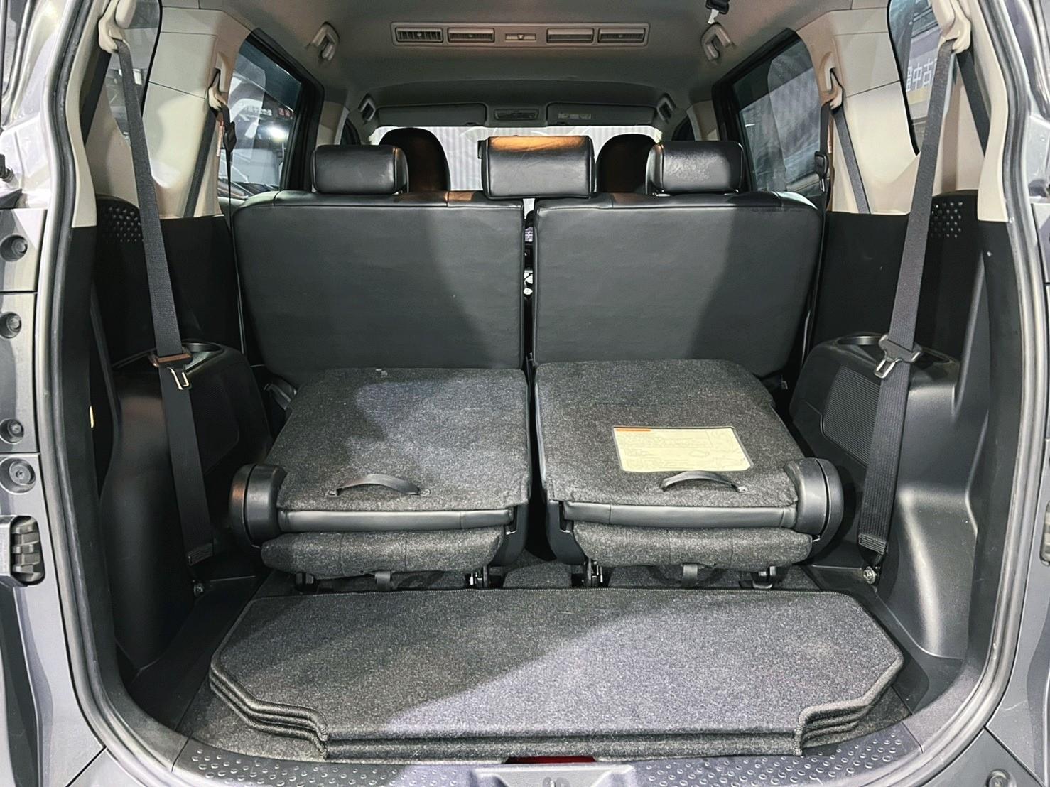 Toyota Sienta 1 8 7人座豪華18 中古車 二手車 51 8萬 元禾汽車認證中古車找小李 中古大盤商abc好車網