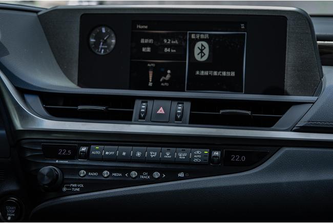 Lexus Es250 頂級版 7代 18 中古車 二手車 145萬 亞昕車業 好車時光abc好車網