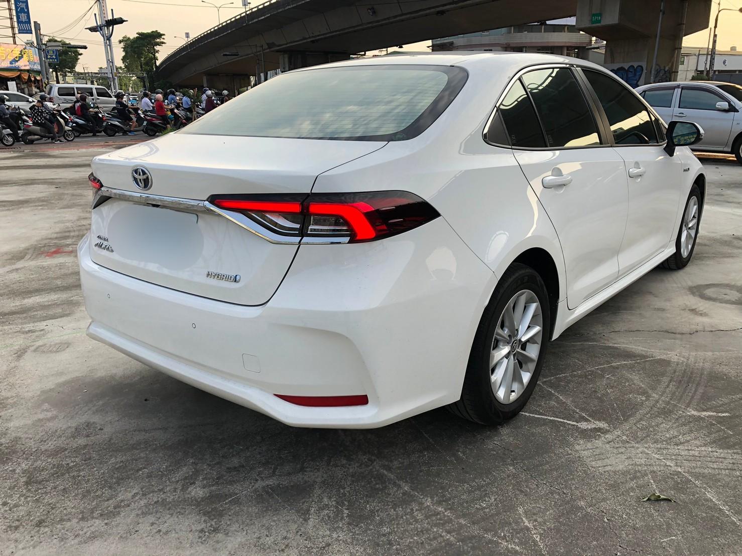 Toyota Corolla Altis Hybrid 尊爵 12代 19 中古車 二手車 73 6萬 Abc好車網