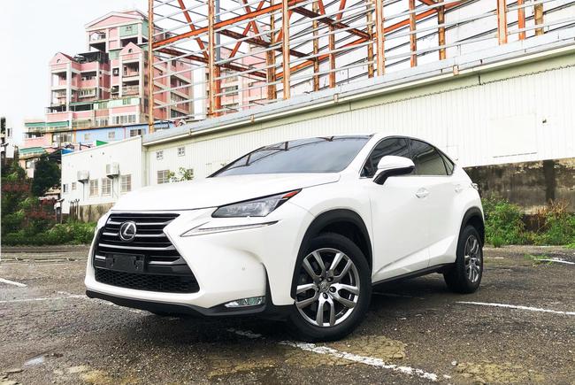 Lexus Nx0t 頂級版 1代 16 中古車 二手車 106萬 曼力汽車abc好車網