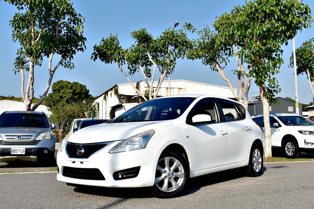 Nissan Big Tiida 1 6 豪華影音版15 中古車 二手車 35 8萬 皇家汽車商行abc好車網