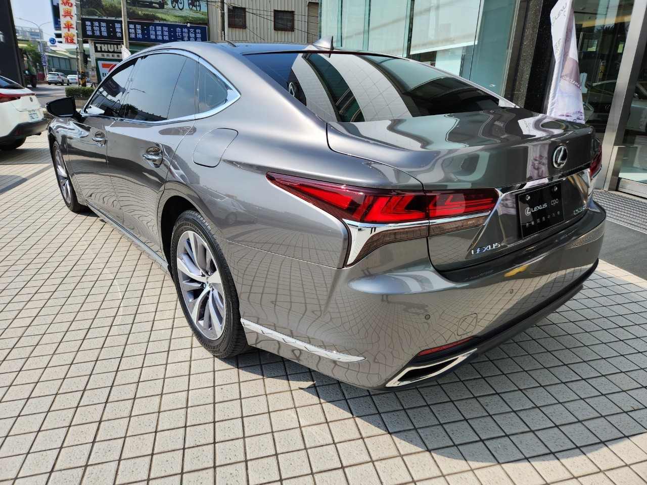 Lexus Ls350 豪華版 5代 18 中古車 二手車 172 8萬 Lexus Cpo 台南營業所abc好車網
