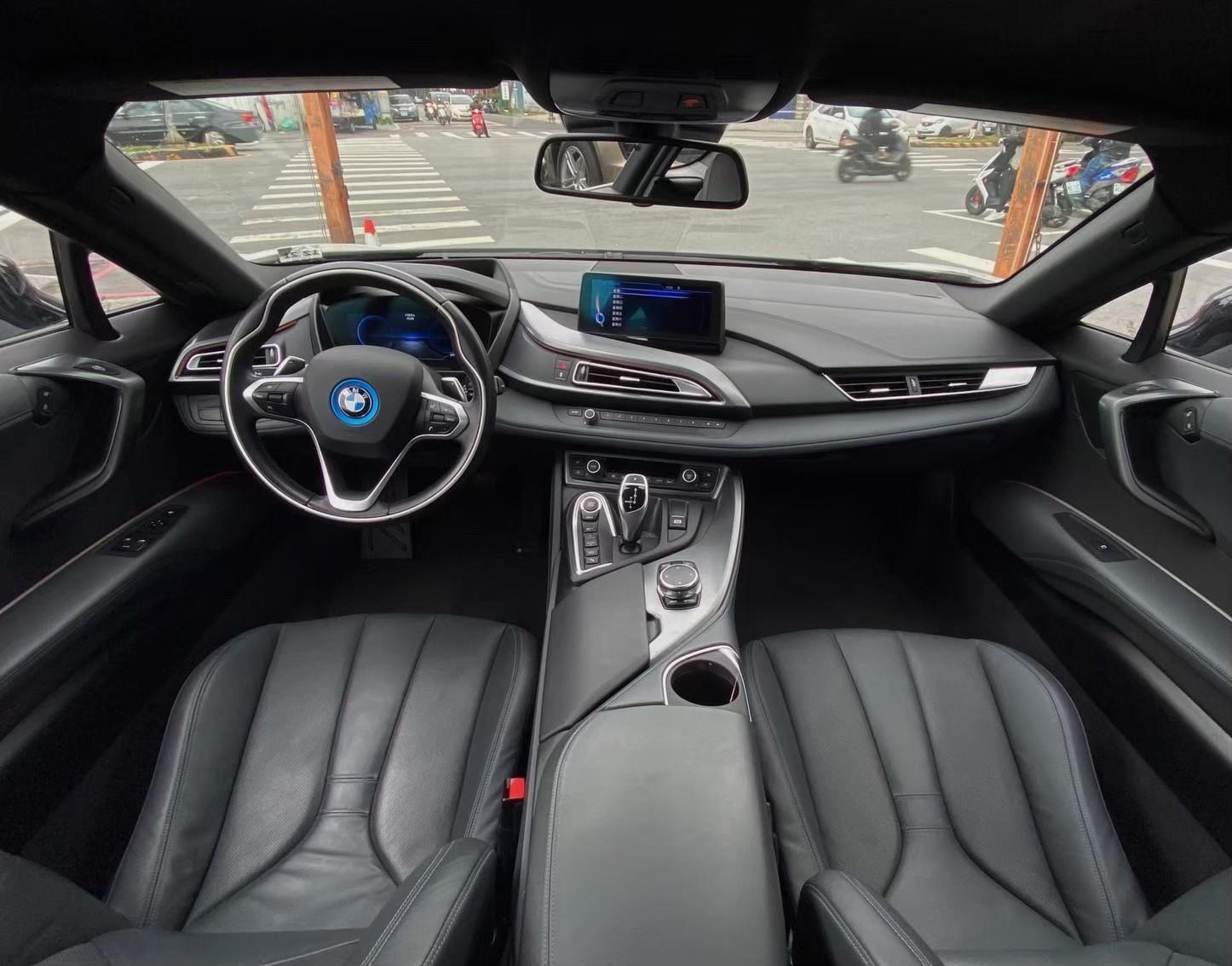 Bmw I8 Coupe 16 中古車 二手車 368 8萬 新東汽車abc好車網