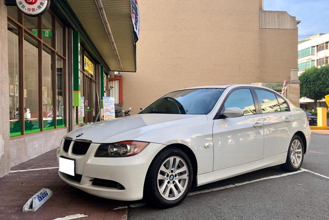 Bmw 328i E90 07 中古車 二手車 30萬 品尊汽車abc好車網