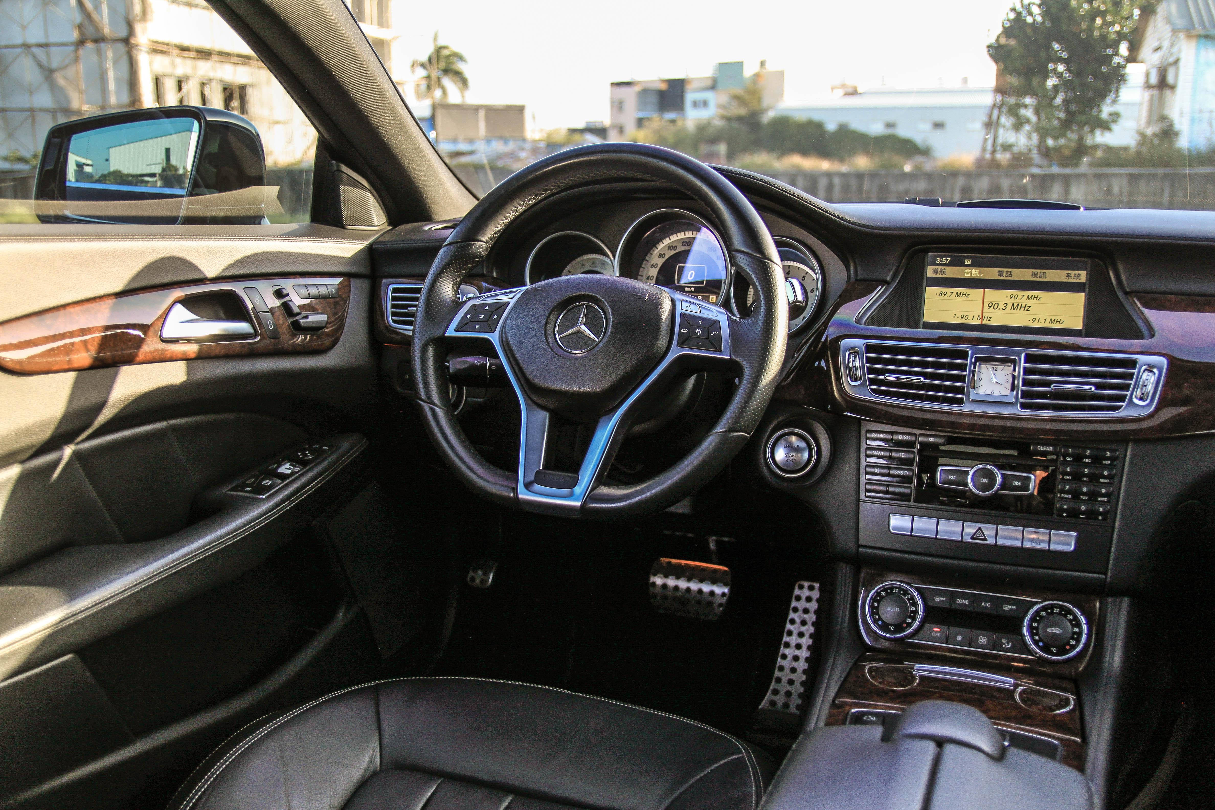 M Benz Cls Class 12 中古車 二手車 97 8萬 歐力克汽車abc好車網 M Benz Cls Class 12 中古車 二手車 97 8萬 歐力克汽車abc好車網