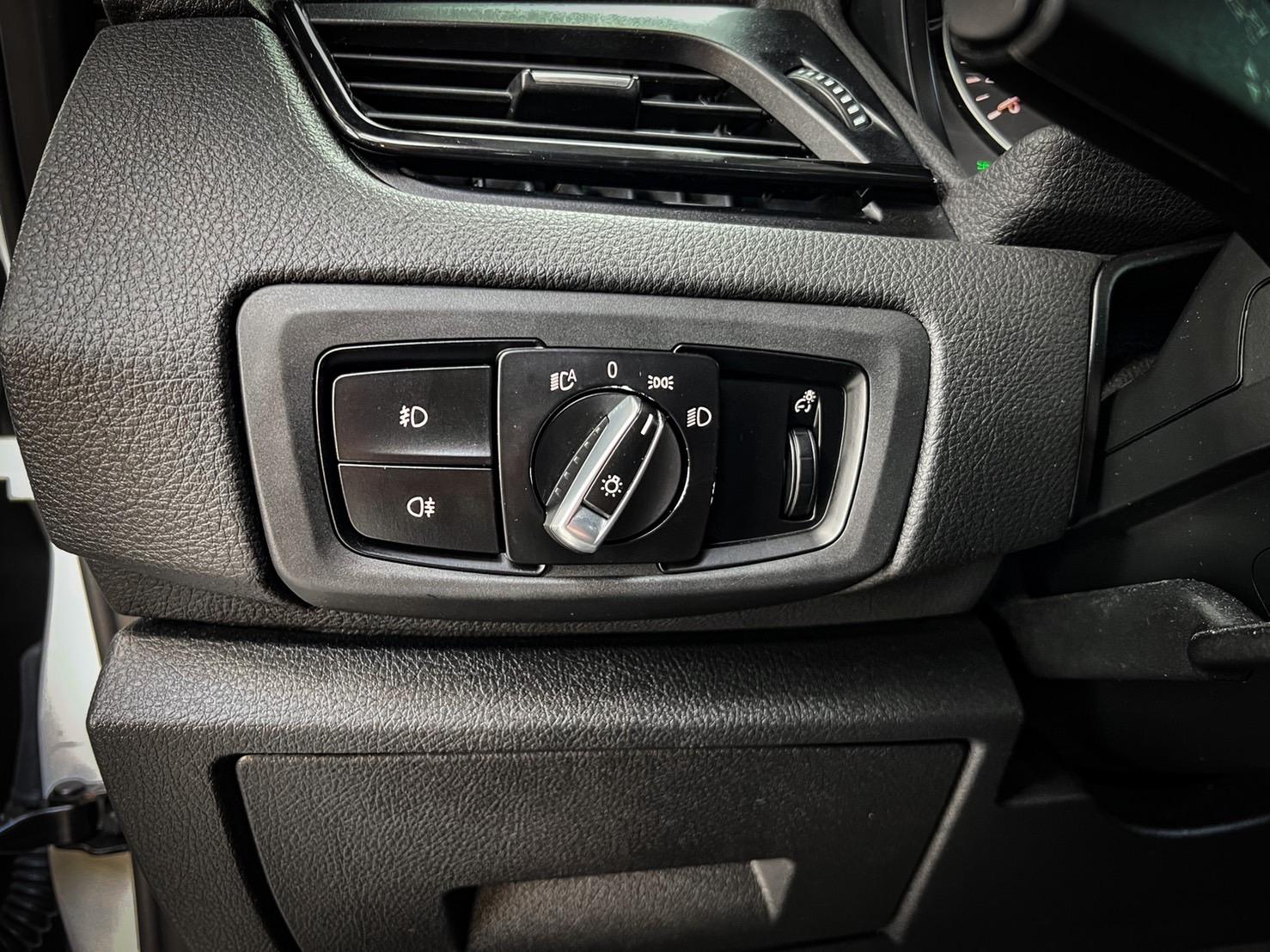 Bmw 218i Active Tourer F45 16 中古車 二手車 69 8萬 Sum 車欣汽車桃園市政府經發局認證abc好車網
