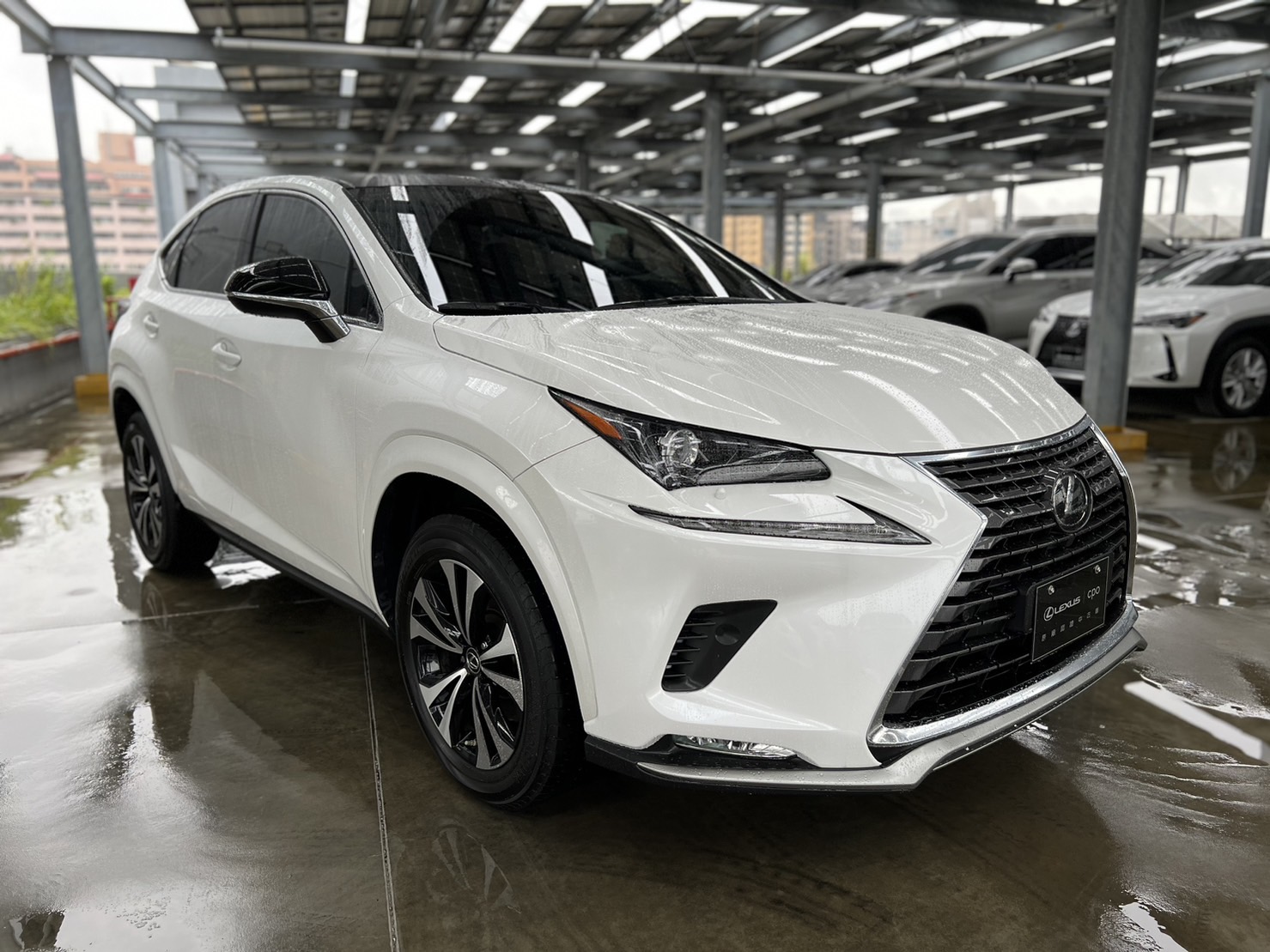 Lexus Nx0 菁英版 1代 21 中古車 二手車 136 8萬 Lexus Cpo 士林營業所abc好車網