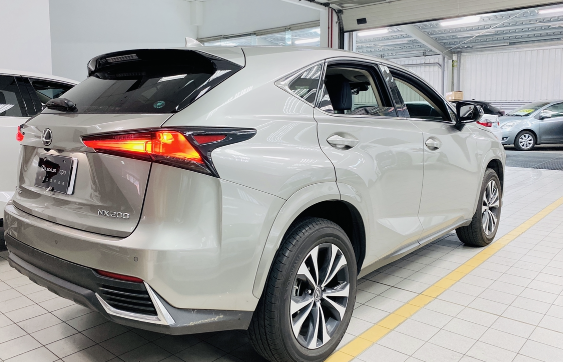 Lexus Nx0 菁英版 1代 21 中古車 二手車 149 8萬 Lexus Cpo 南港營業所abc好車網
