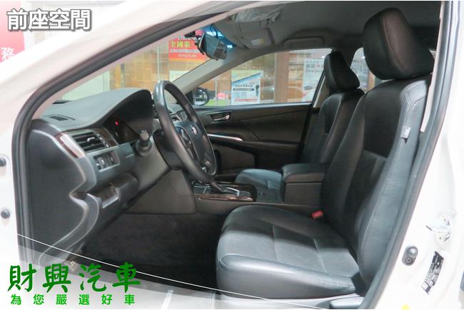 Toyota Camry 2 0 豪華 7代 17 中古車 二手車 62 8萬 財興汽車abc好車網