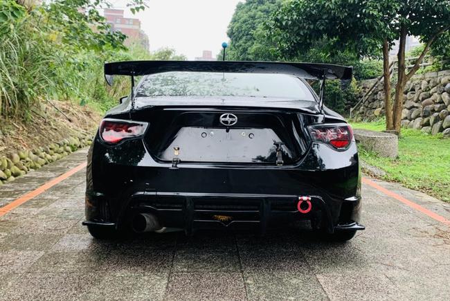 Toyota 86 2 0 12 中古車 二手車 69萬 阿伸實價刊登保證滿意abc好車網