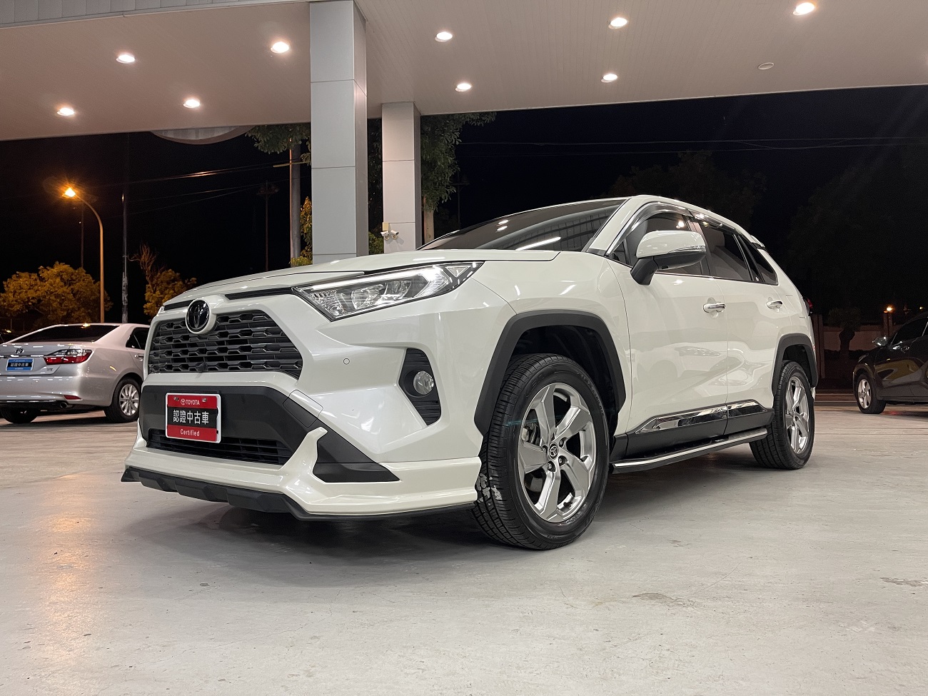 Toyota Rav4 2 0 E 4代 中古車 二手車 8萬 Toyota中誠草屯所abc好車網