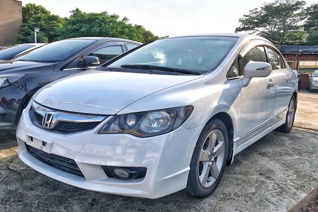 Honda Civic 五門09 中古車 二手車 16 8萬 Abc好車網 Honda Civic 五門09 中古車 二手車 16 8萬 Abc好車網