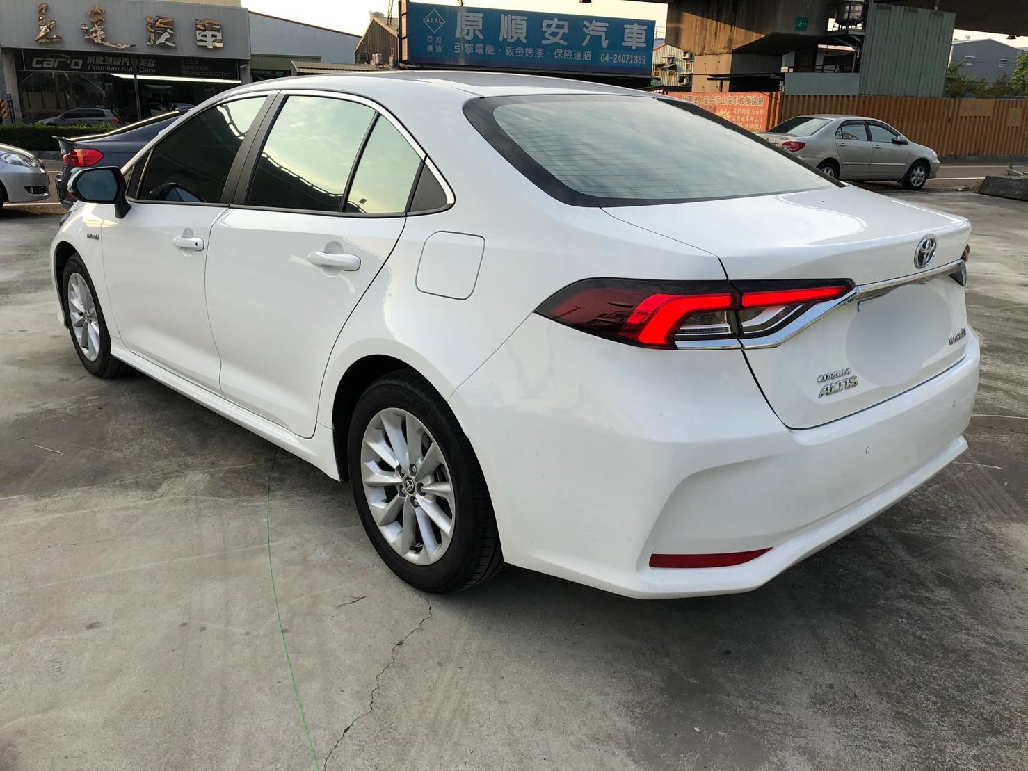 Toyota Corolla Altis Hybrid 尊爵 12代 19 中古車 二手車 73 6萬 Abc好車網