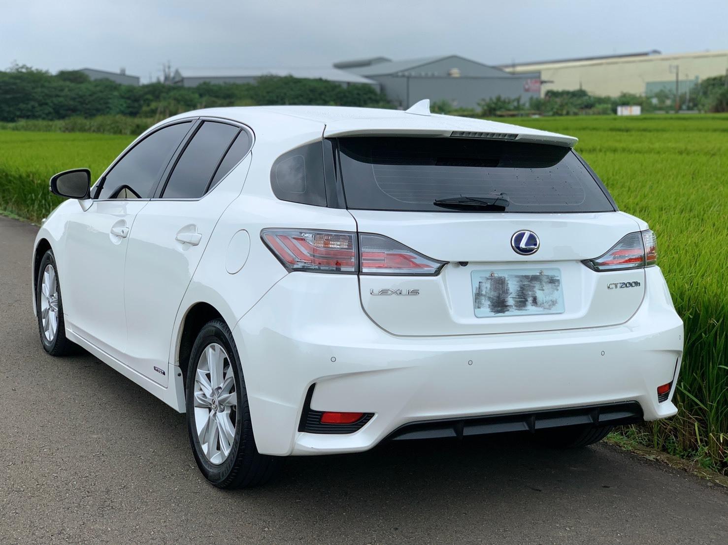 Lexus Ct0h F Sport 17 中古車 二手車 50萬 Abc好車網