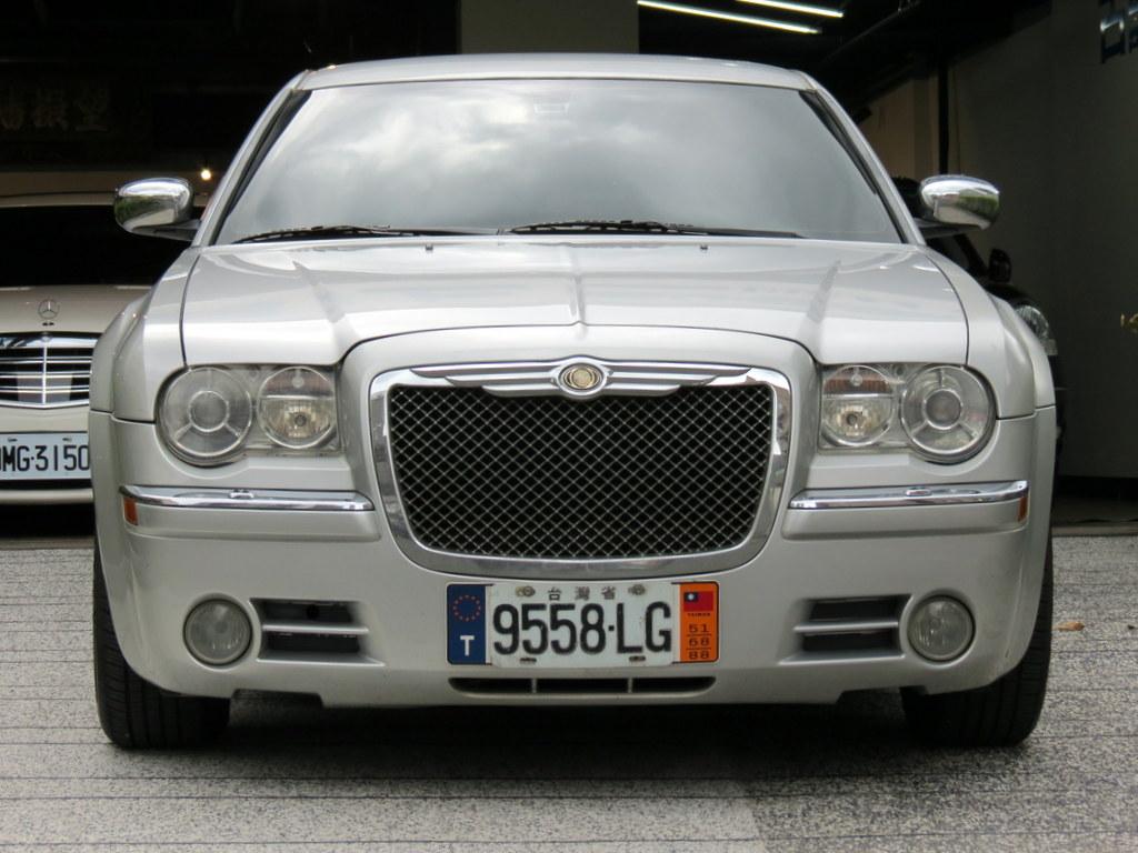Chrysler 300c 2 7 04 中古車 二手車 24 9萬 古馳上abc好車網 Chrysler 300c 2 7 04 中古車 二手車 24 9萬 古馳上abc好車網
