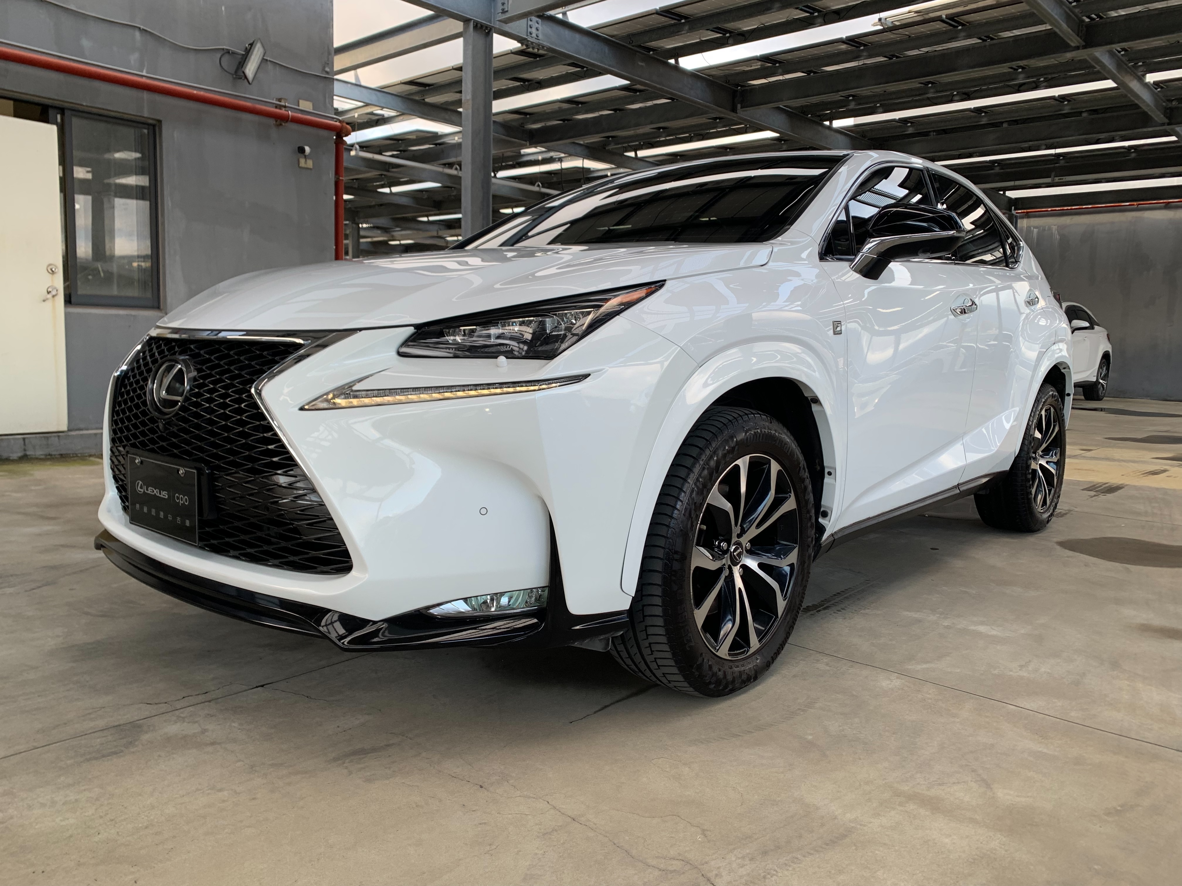 Lexus Nx0t 豪華版 1代 16 中古車 二手車 118 8萬 Lexus Cpo 士林營業所abc好車網