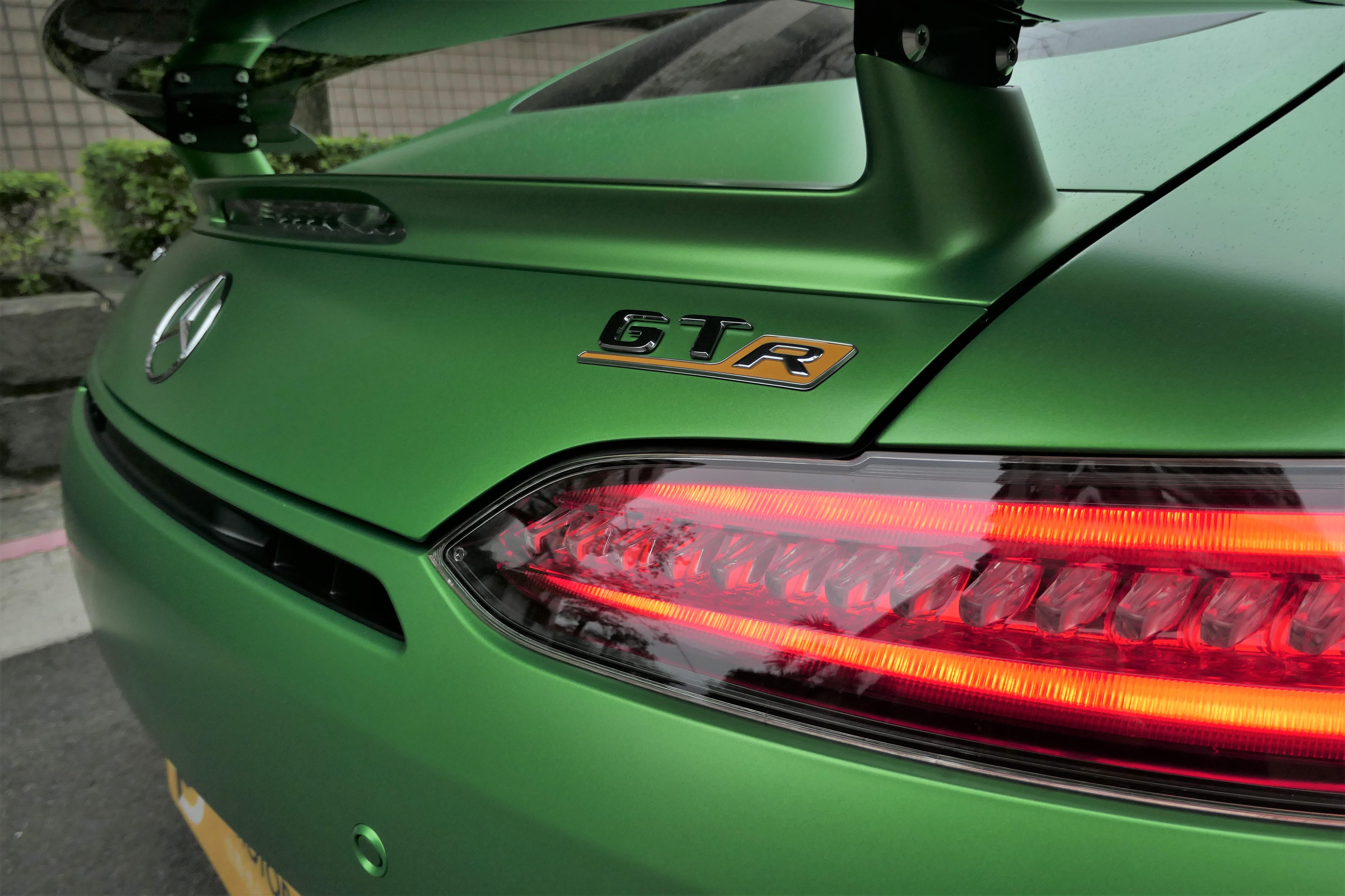 M Amg Gt R 4 0 V8 17 中古車 二手車 6 8萬 信義德品汽車abc好車網