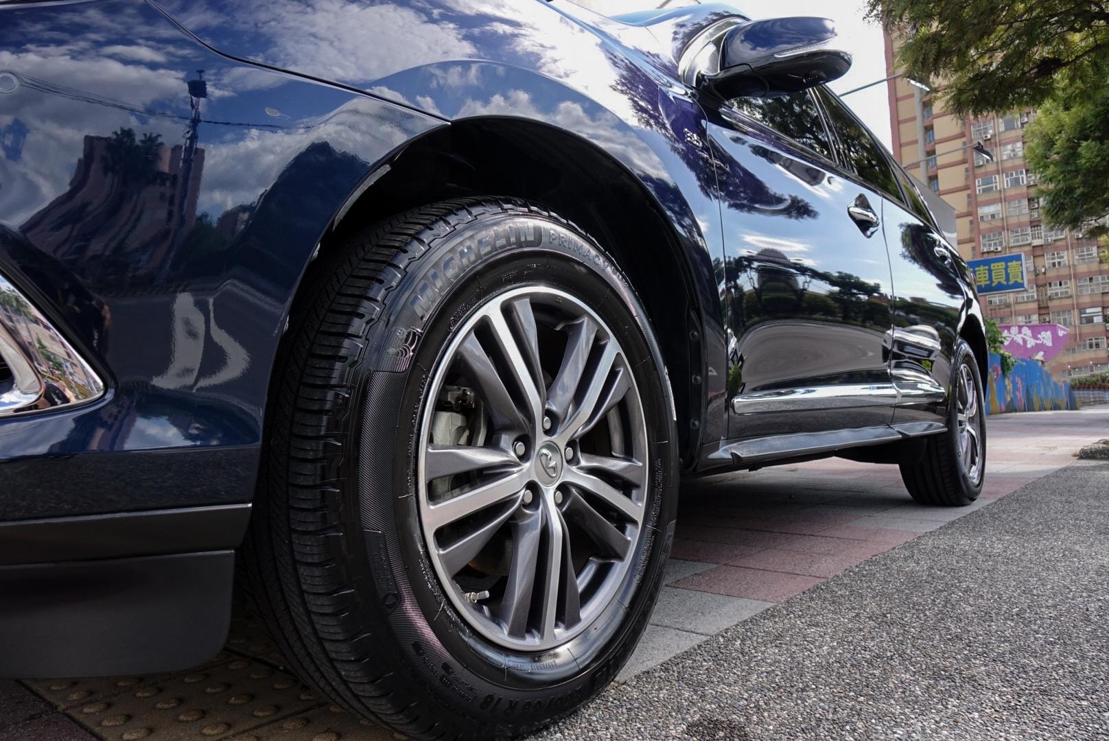 Infiniti Qx60 3 5 豪華款17 中古車 二手車 價格105萬 台新汽車 新北市 Abc好車網