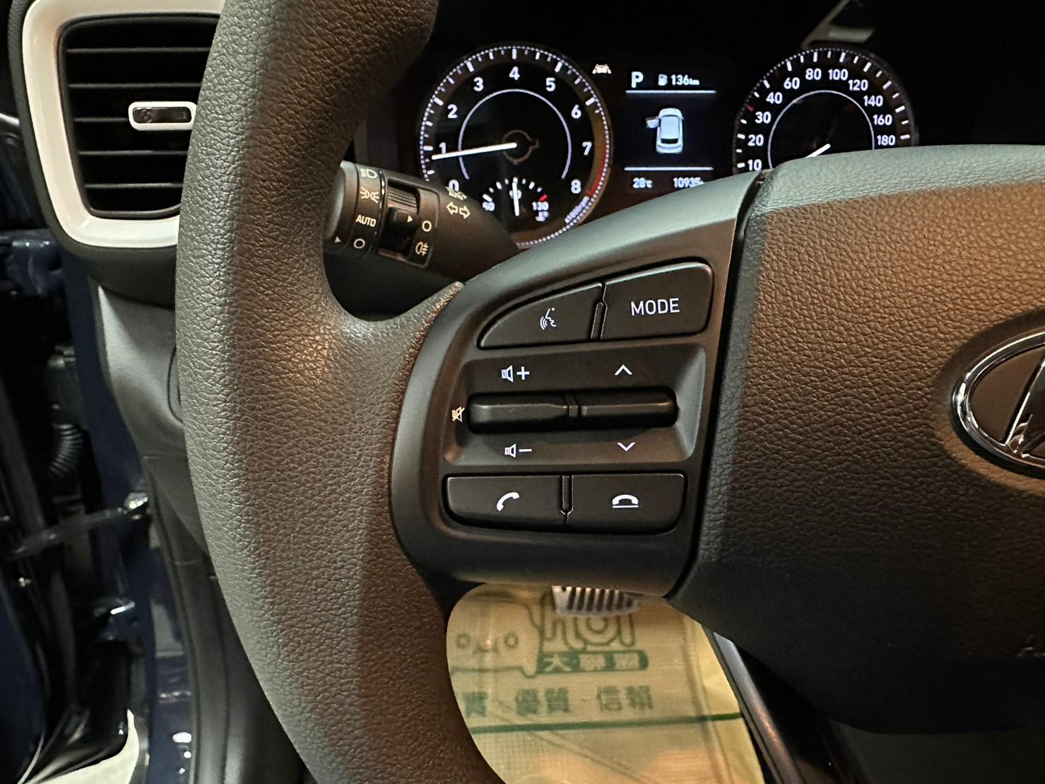 Hyundai Venue Glb 雙色版22 中古車 二手車 63 8萬 美傑汽車商行abc好車網
