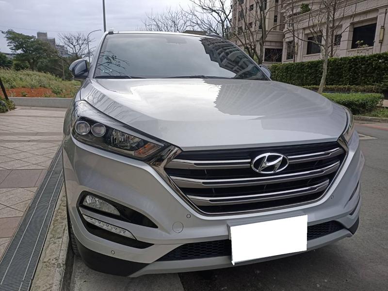 Hyundai Tucson 2 0 柴油旗艦版4wd 3代 16 中古車 二手車 38 8萬 Abc好車網