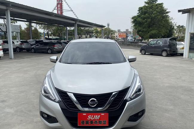 Nissan Itiida 1 6 旗艦版18 中古車 二手車 43 8萬 新永隆汽車abc好車網