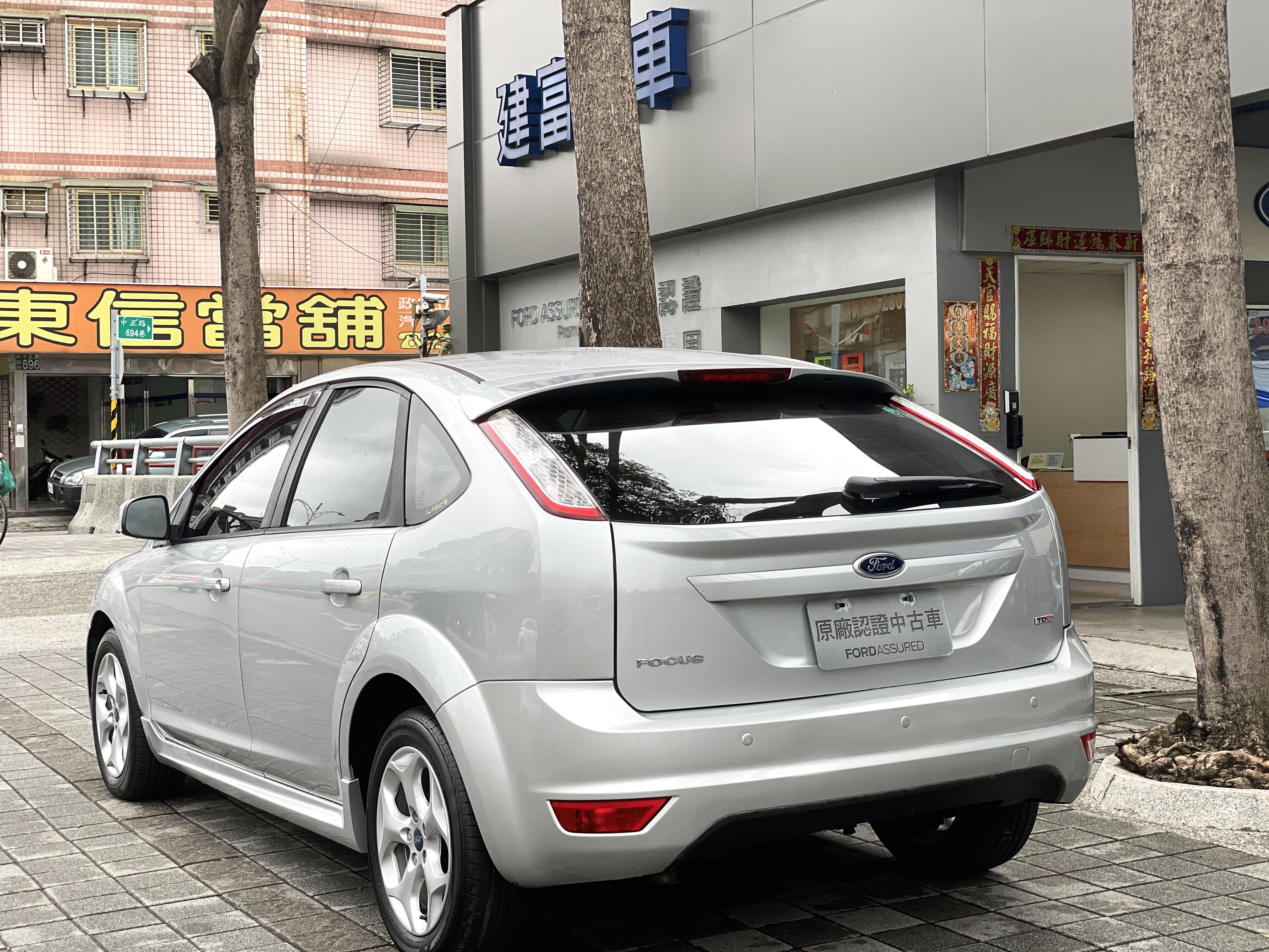 Ford Focus 5d 2 0 Tdci 運動時尚款 Mk2 11 中古車 二手車 23 8萬 福特原廠認證中古車建富汽車abc好車網