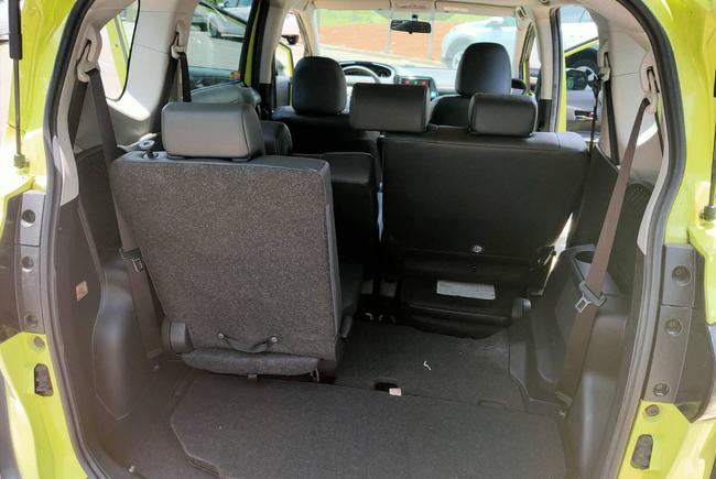 Toyota Sienta 1 8 7人座豪華16 中古車 二手車 29 8萬 Abc好車網