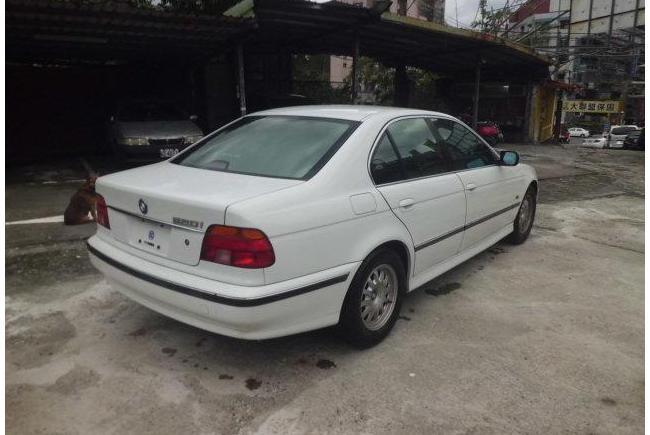 Bmw 5ia 9 00 中古車 二手車 9 8萬 九泰福利汽車商行abc好車網