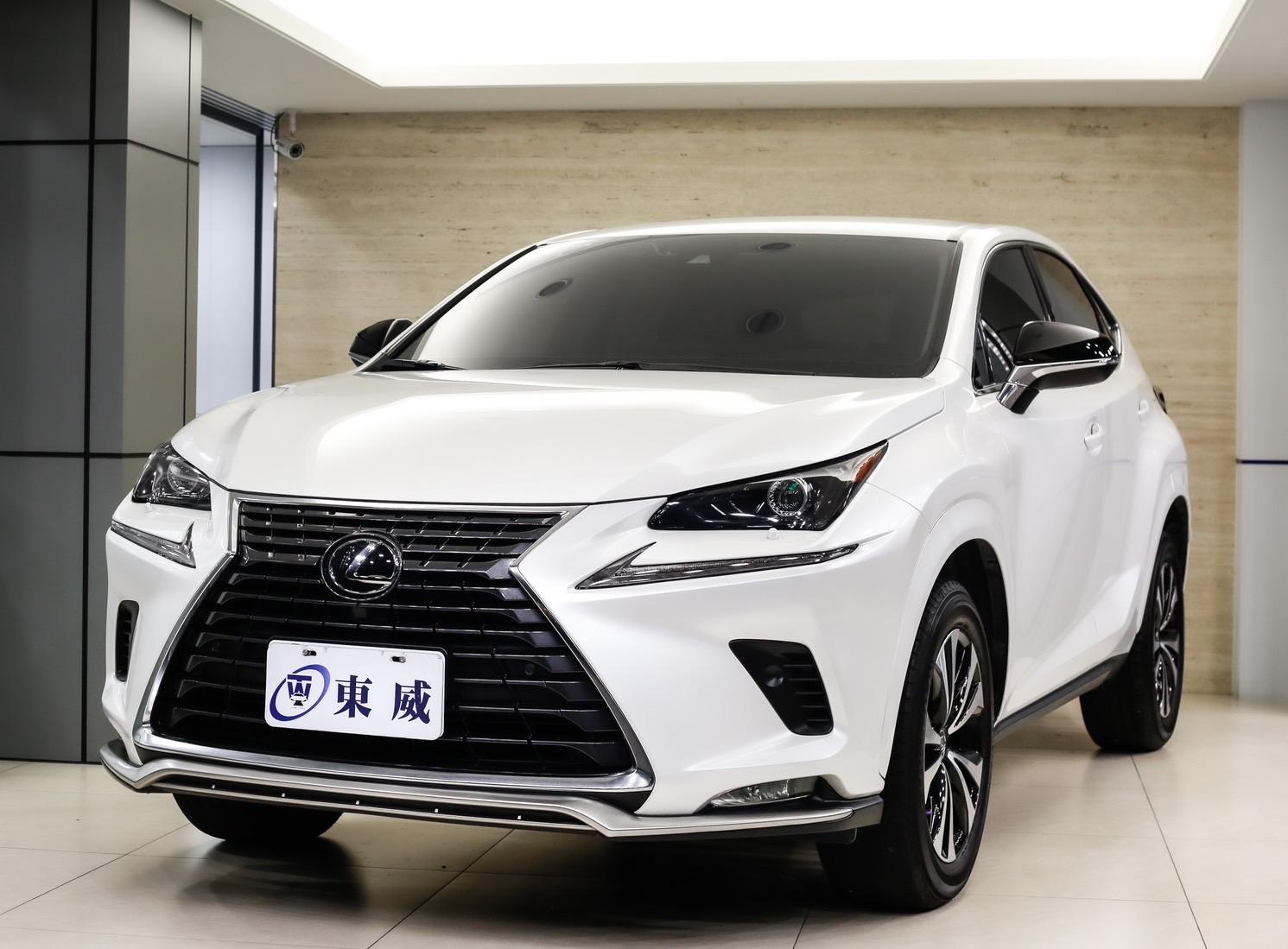 Lexus Nx0 菁英版 1代 21 中古車 二手車 135 8萬 東威汽車abc好車網