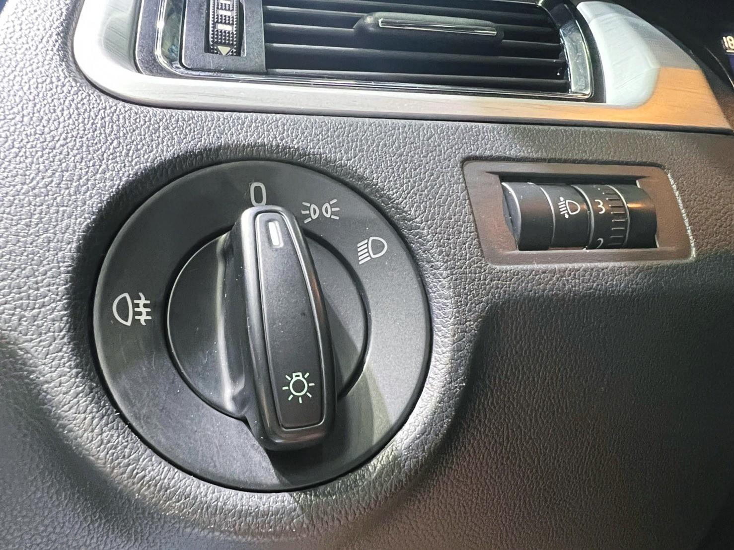 Skoda Rapid 1 4 Tsi 13 中古車 二手車 26 8萬 元禾國際汽車陳店長abc好車網