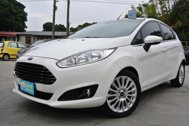 Ford Fiesta 1 0 Ecoboost 運動型 Mk6 17 中古車 二手車 價格35萬 萬通國際 台中市 Abc好車網 Ford Fiesta 1 0 Ecoboost 運動型 Mk6 17 中古車 二手車 價格35萬 萬通國際 台中市 Abc好車網